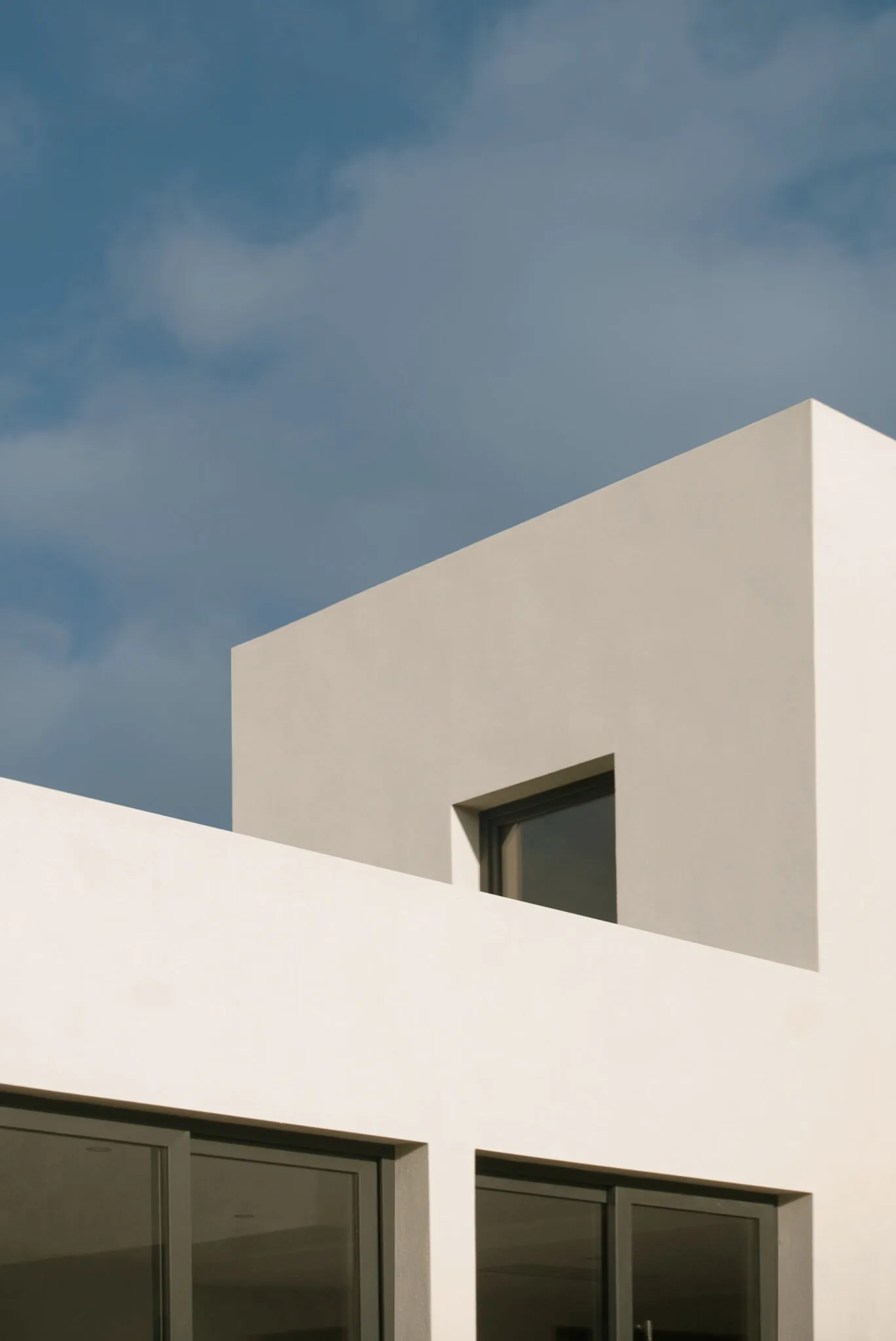 Detalle de fachada y ventana, vivienda Gonone